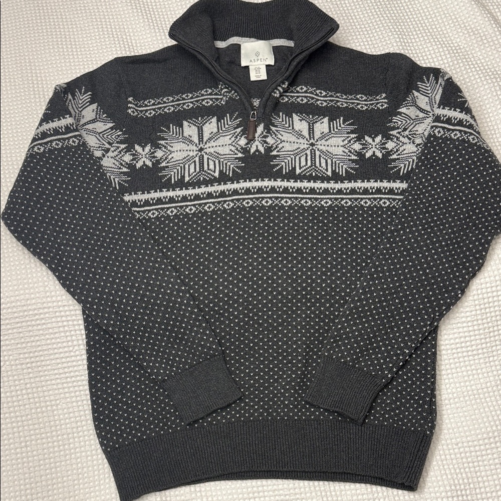 Men's Gray Aspen Snowflake Sweater - Medium